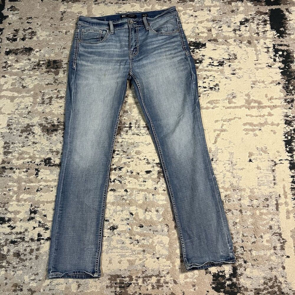 BKE Jake Straight Jeans Mens 34x32(31) Light Wash Blue Stretch Stitch Outdoor